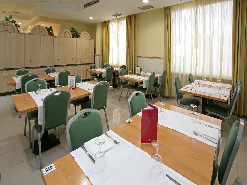 Apartamentos Turisticos Jardines Del Plaza Peñíscola Eksteriør billede