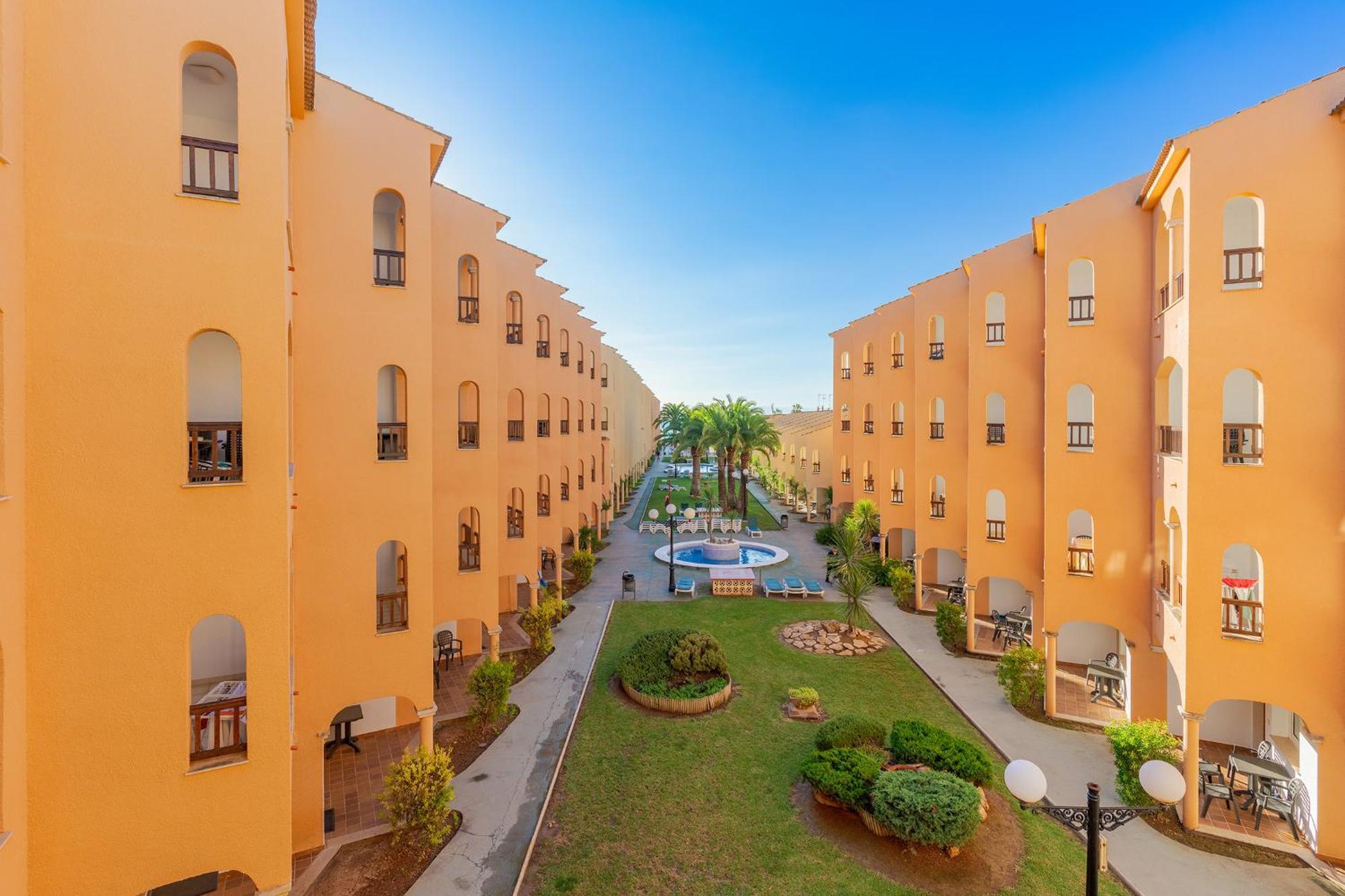 Apartamentos Turisticos Jardines Del Plaza Peñíscola Eksteriør billede
