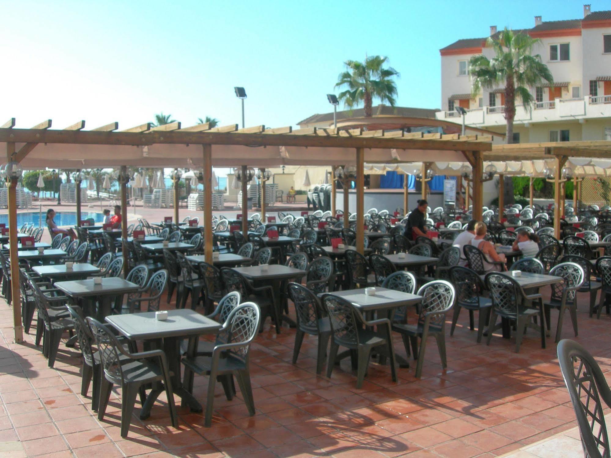 Apartamentos Turisticos Jardines Del Plaza Peñíscola Eksteriør billede